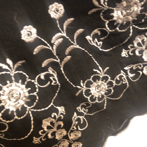 Off shoulder top - Picture 2 of 3